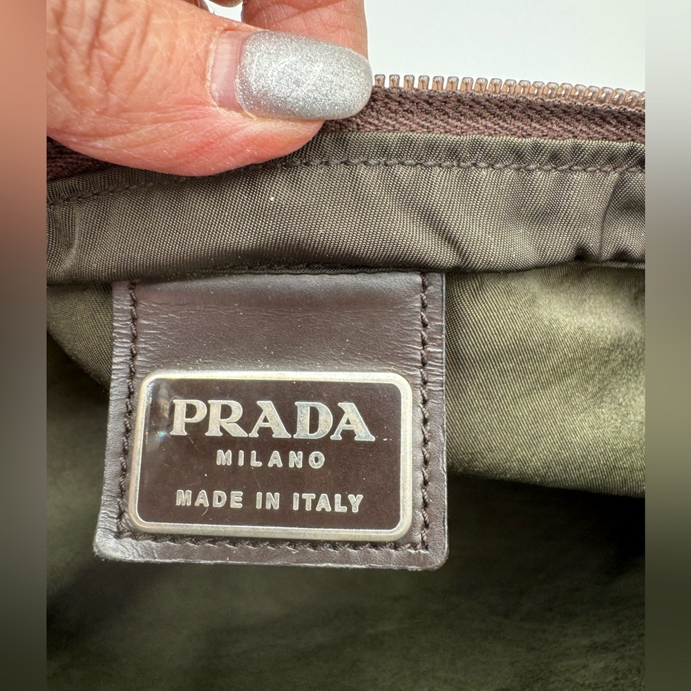 Prada - Authentic - Olive Green Canvas Tote Bag / Messenger Bag - Picture 15 of 16